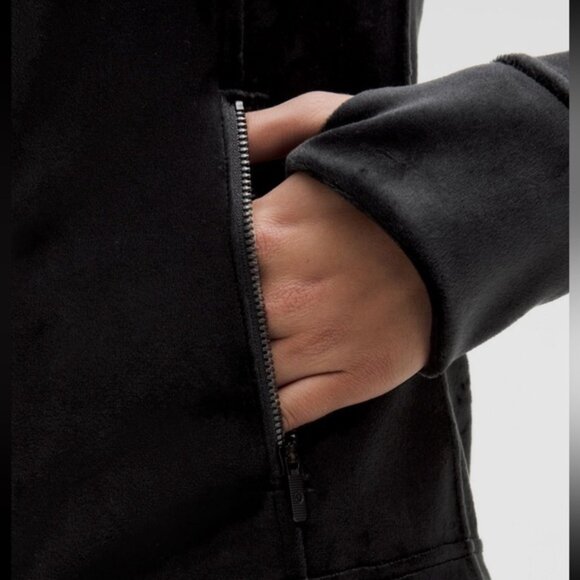 New with tags Lululemon Define Jacket Velvet. Black. Size 10. - Picture 9 of 16